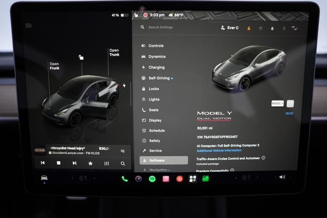 2023 Tesla Model Y — photo 5 of 25