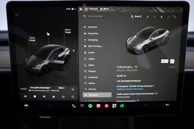 2023 Tesla Model Y — photo 5 of 25