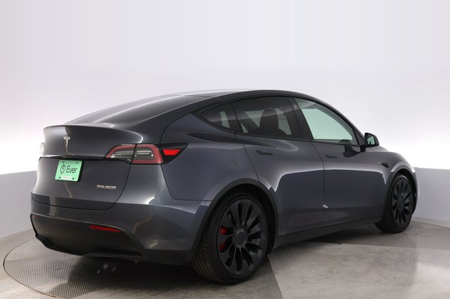 2023 Tesla Model Y — photo 2 of 25