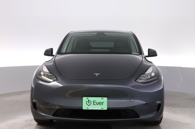 2023 Tesla Model Y — photo 9 of 25