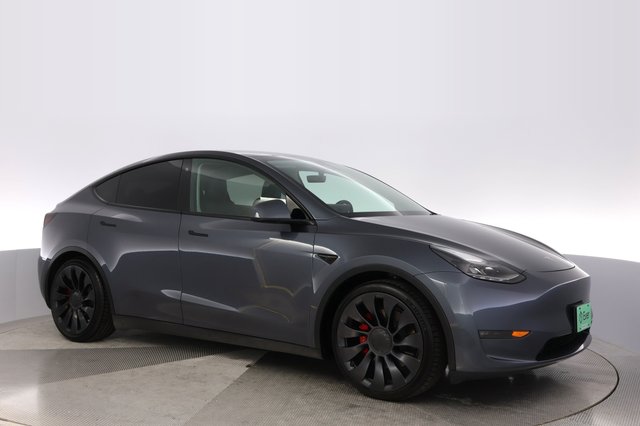 2023 Tesla Model Y — photo 11 of 25