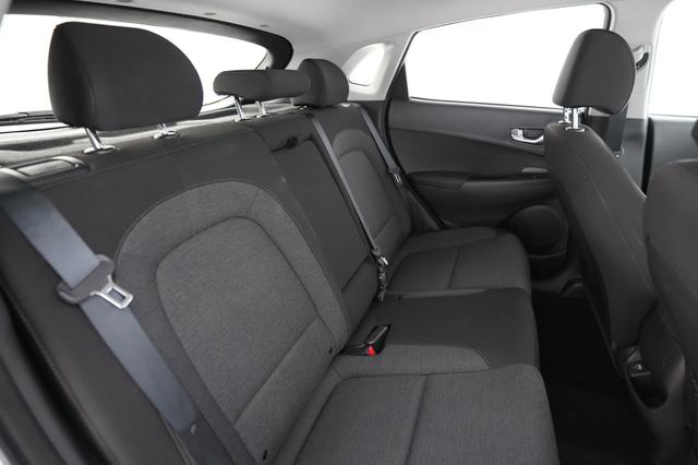2023 Hyundai Kona Electric — photo 4 of 23