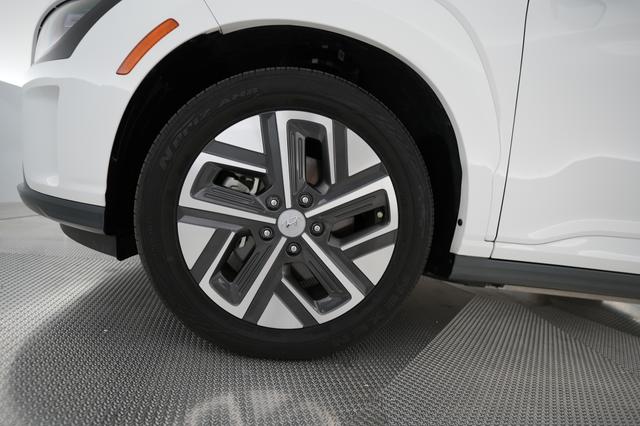 2023 Hyundai Kona Electric — photo 7 of 23