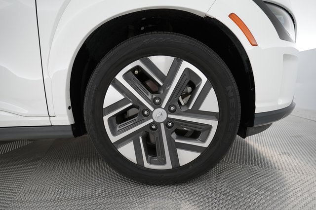 2023 Hyundai Kona Electric — photo 16 of 23