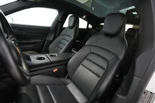 2023 Porsche Taycan — photo 3 of 26