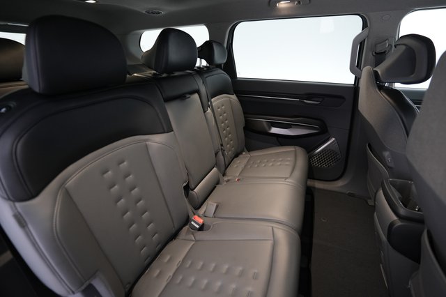 2024 Kia EV9 — photo 4 of 28