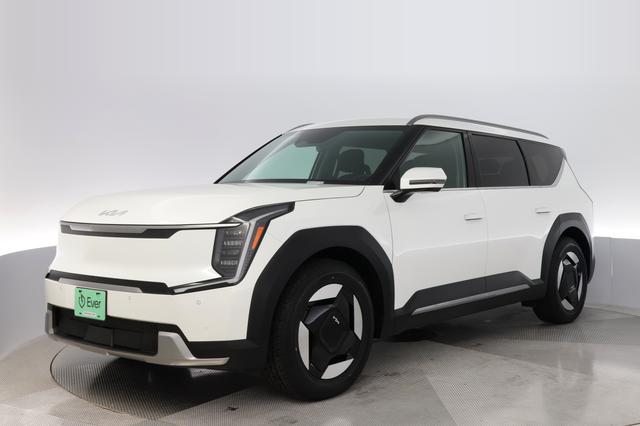 2024 Kia EV9 — VIN KNDAFFS55R6039353