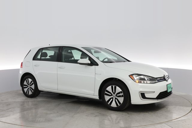 2018 Volkswagen e-Golf — photo 8 of 25