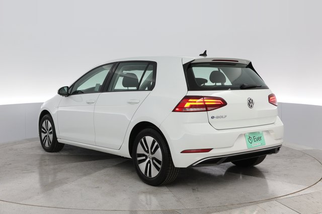 2018 Volkswagen e-Golf — photo 11 of 25
