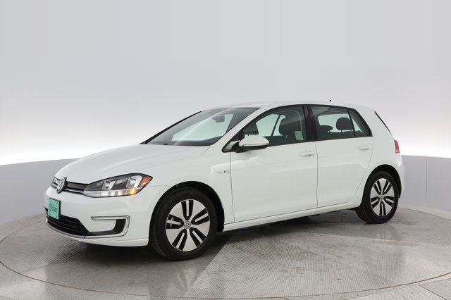 2018 Volkswagen e-Golf — photo 12 of 25