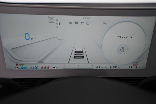2024 Hyundai IONIQ 5 — photo 5 of 24