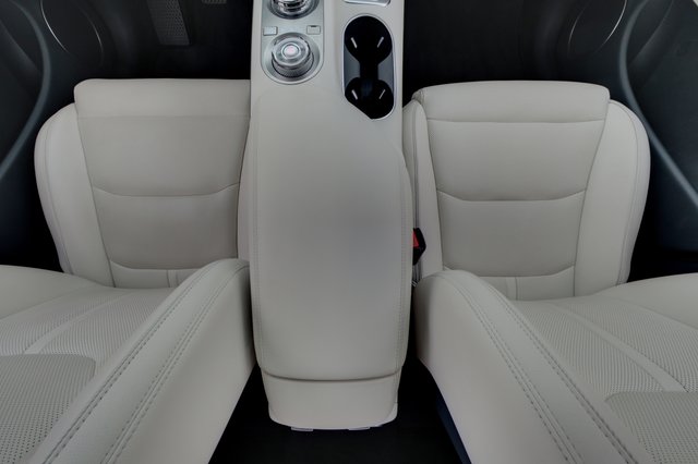 2025 Genesis Electrified GV70 — photo 22 of 24
