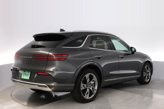 2025 Genesis Electrified GV70 — photo 2 of 24