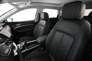 2019 Audi e-tron — photo 3 of 28
