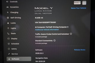 2023 Tesla Model Y — photo 5 of 24