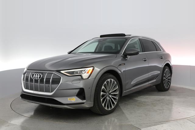 2019 Audi e-tron — photo 5 of 31