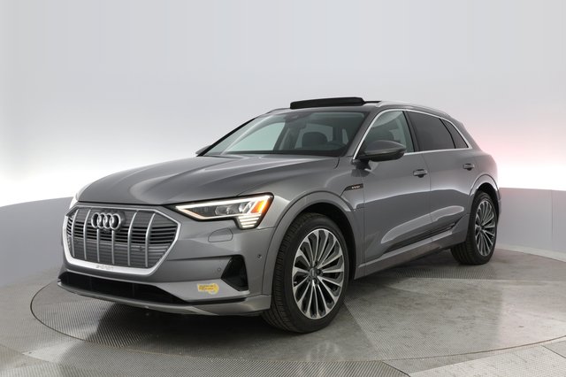 2019 Audi e-tron — photo 5 of 31