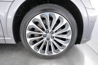 2019 Audi e-tron — photo 15 of 31