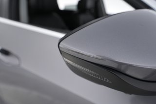 2019 Audi e-tron — photo 27 of 31