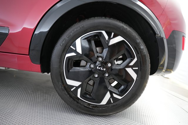 2023 Kia Niro EV — photo 17 of 24