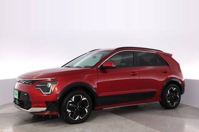 2023 Kia Niro EV — photo 14 of 24