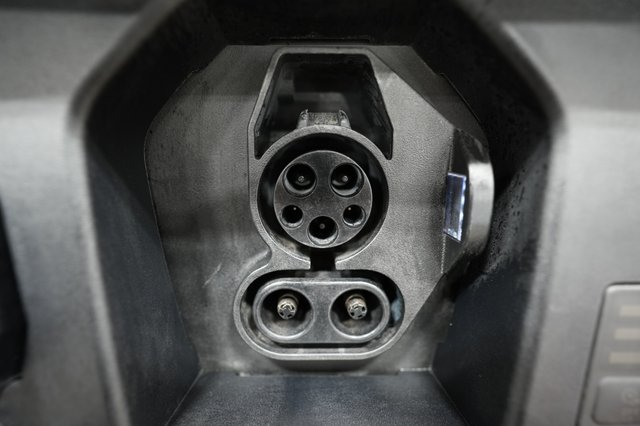 2023 Kia Niro EV — photo 8 of 24