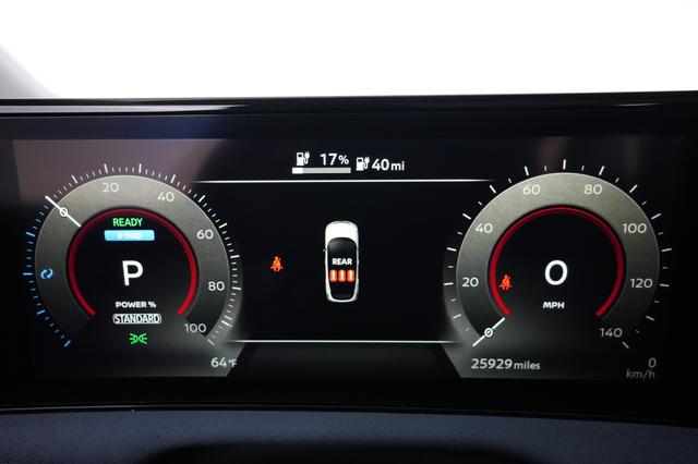 2023 Nissan Ariya — photo 5 of 27