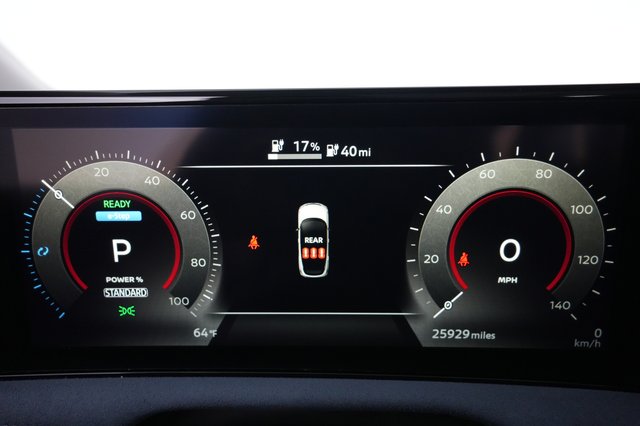 2023 Nissan Ariya — photo 5 of 27