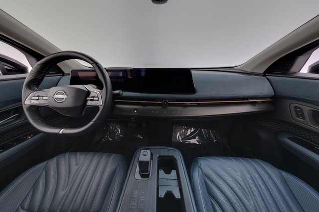 2023 Nissan Ariya — photo 21 of 27