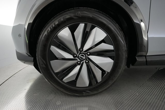 2023 Nissan Ariya — photo 15 of 27