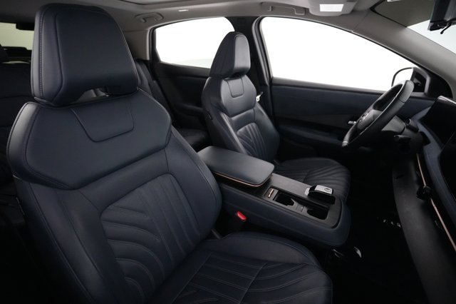 2023 Nissan Ariya — photo 18 of 27