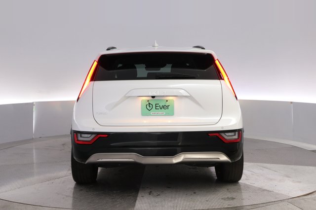 2023 Kia Niro EV — photo 12 of 24
