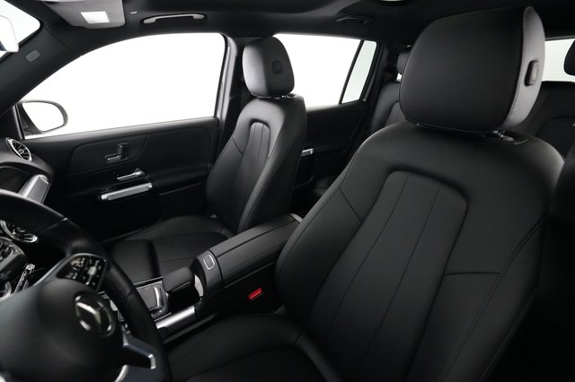 2023 Mercedes-Benz EQB — photo 3 of 26