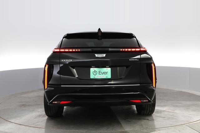 2024 Cadillac LYRIQ — photo 10 of 25
