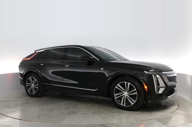 2024 Cadillac LYRIQ — photo 8 of 25