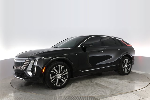 2024 Cadillac LYRIQ — photo 12 of 25