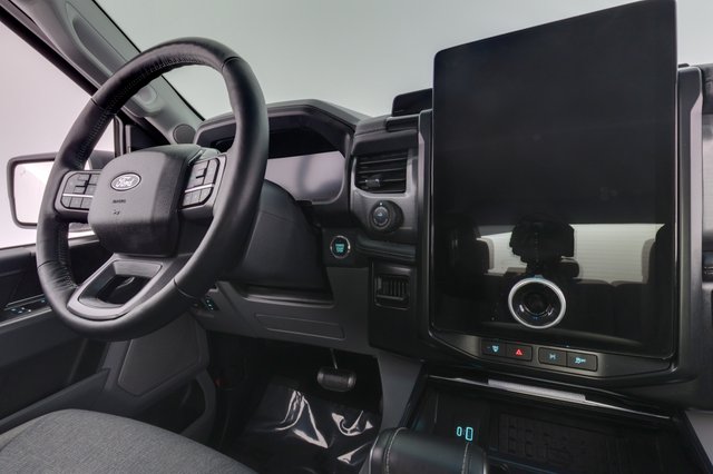 2024 Ford F-150 Lightning — photo 14 of 25