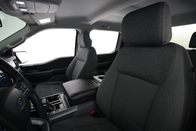 2024 Ford F-150 Lightning — photo 3 of 25