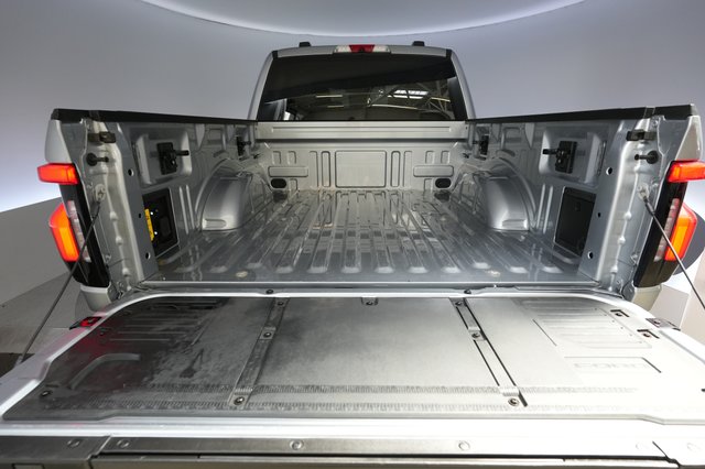 2024 Ford F-150 Lightning — photo 6 of 25