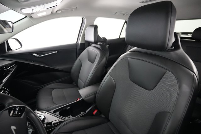 2025 Kia Niro EV — photo 3 of 26
