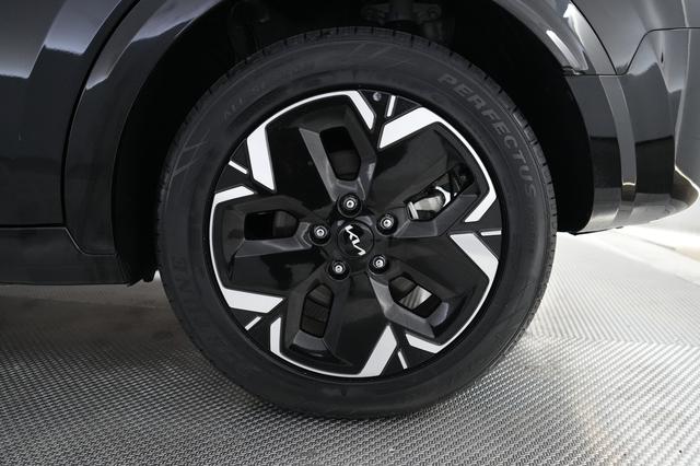 2025 Kia Niro EV — photo 7 of 26