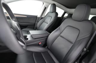 2025 Tesla Model Y — photo 3 of 24