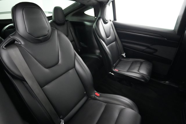 2023 Tesla Model X — photo 4 of 28