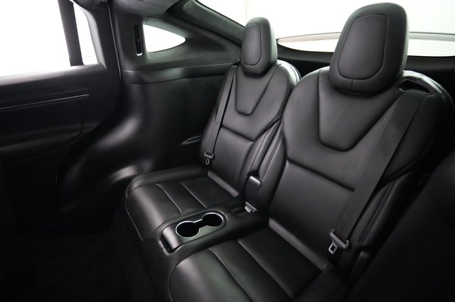2023 Tesla Model X — photo 20 of 28