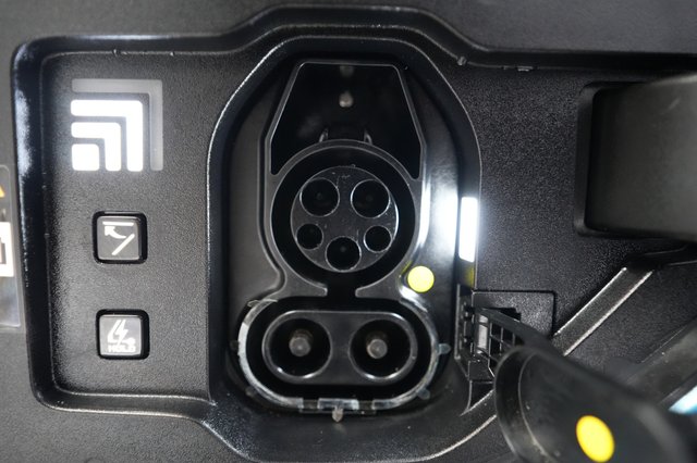 2024 Kia EV9 — photo 8 of 26
