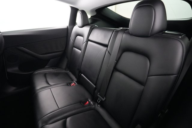 2021 Tesla Model Y — photo 19 of 27