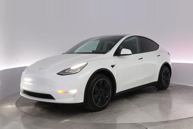 2021 Tesla Model Y — VIN 5YJYGDEEXMF142650