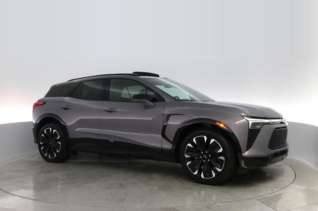 2024 Chevrolet Blazer EV — photo 9 of 27