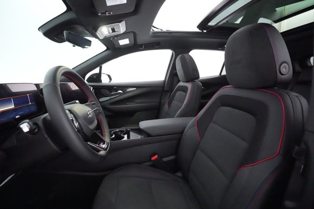 2024 Chevrolet Blazer EV — photo 19 of 27
