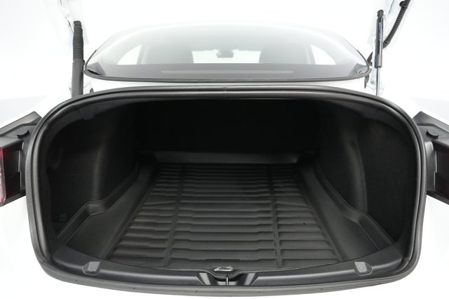 2023 Tesla Model 3 — photo 6 of 24